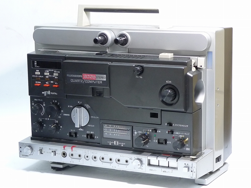 FUJICASCORP  SD25  STEREO  8ミリ映写機 FUJICASCORP SD25 STEREO 8ミリ映写機